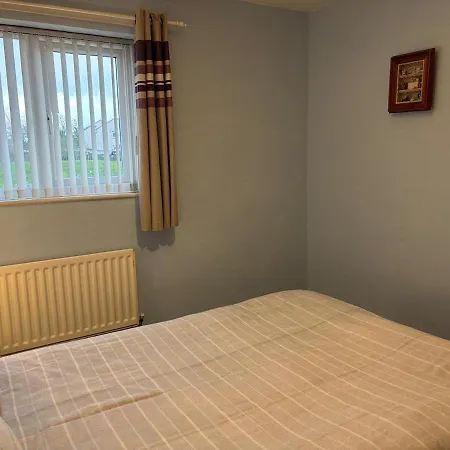 1-bed Suburban Terraced With Parking Apartment